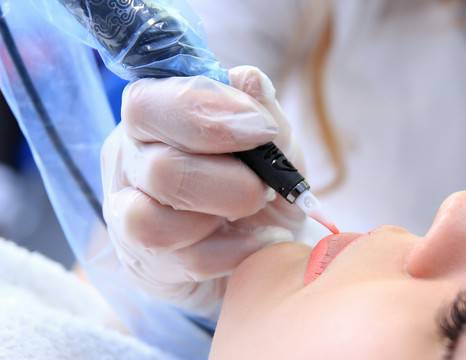 makijaż permanentny ust