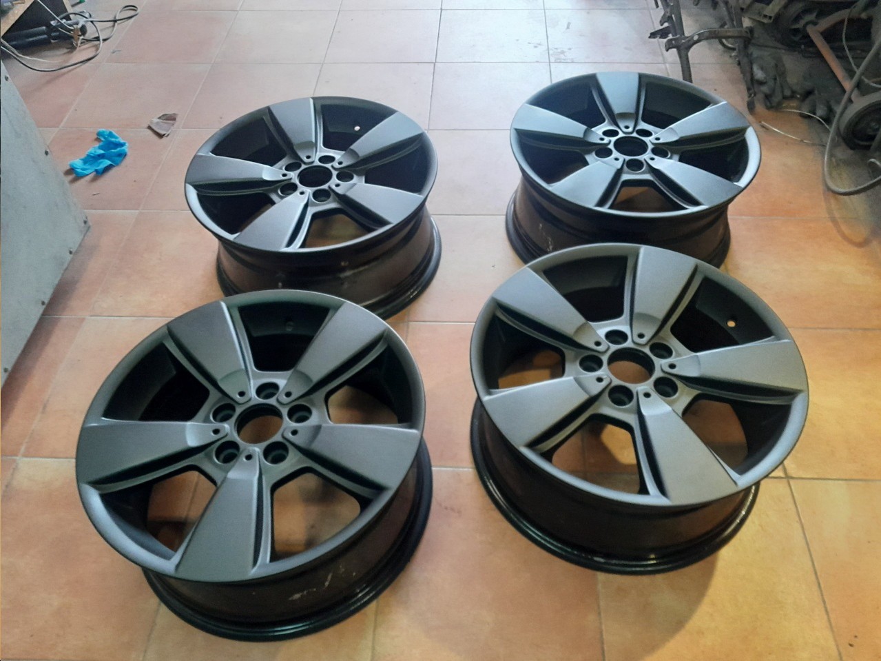 malowanie felg proszkowo