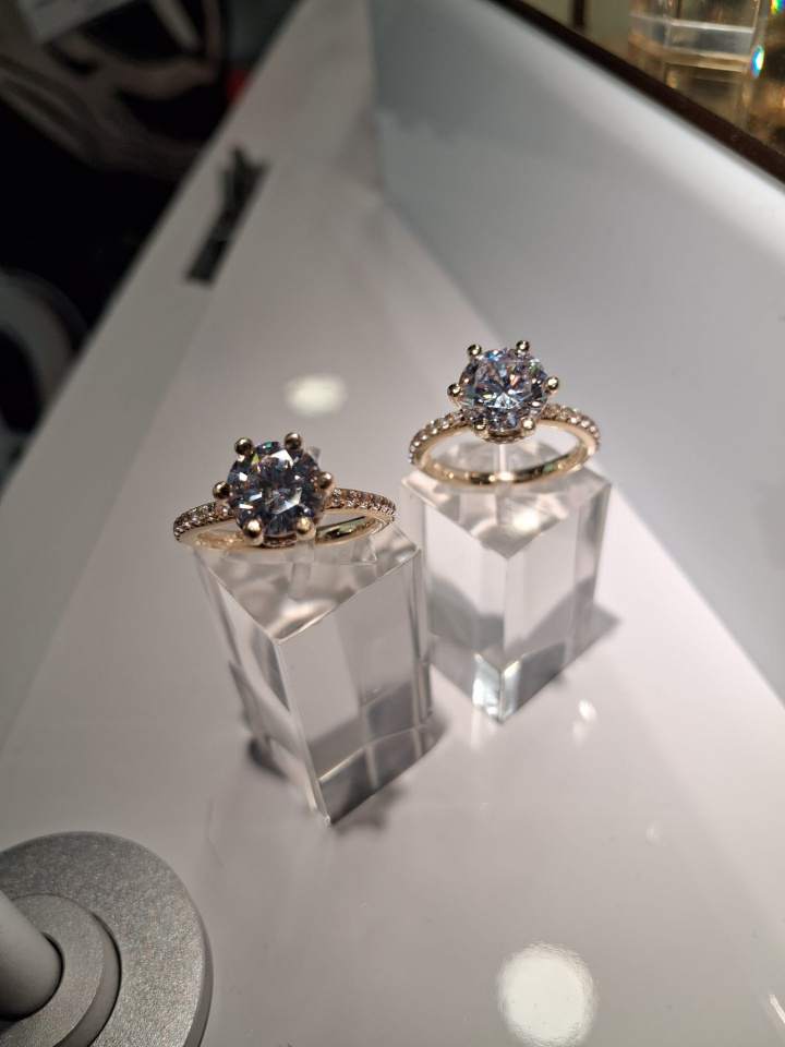 pierścionki z diamentem