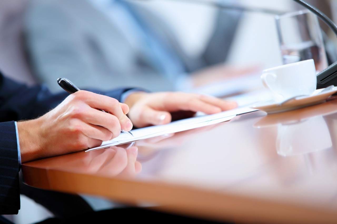 analiza podpisów i pisma, analiza autentyczności testamentu, testament, fałszerstwo