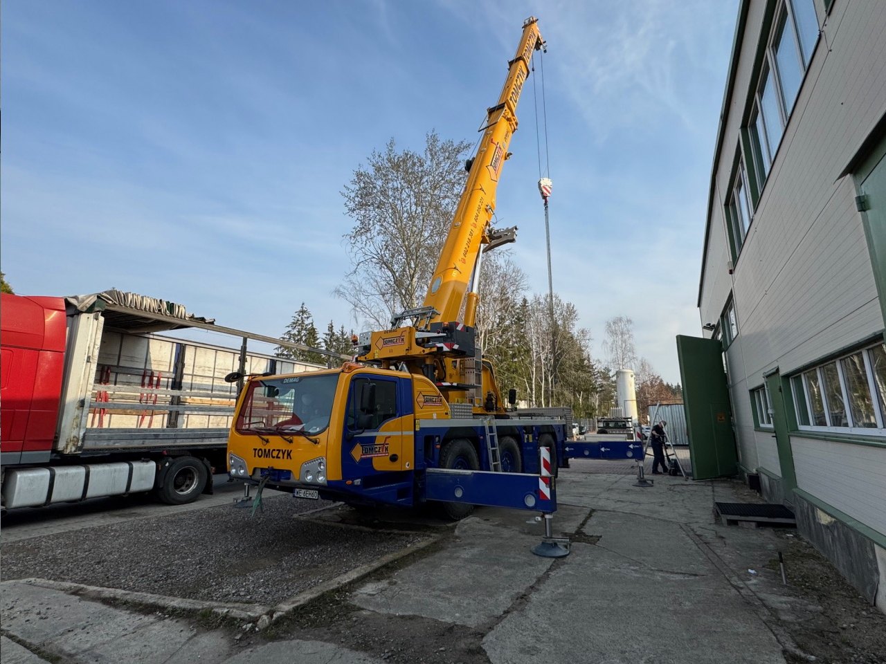 wynajem dźwigów