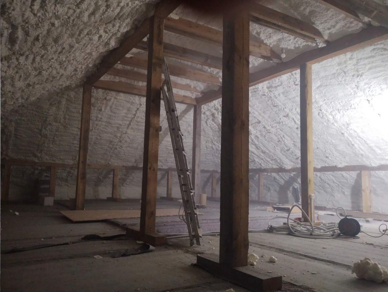 izolacje natryskowe pianką poliuretanową