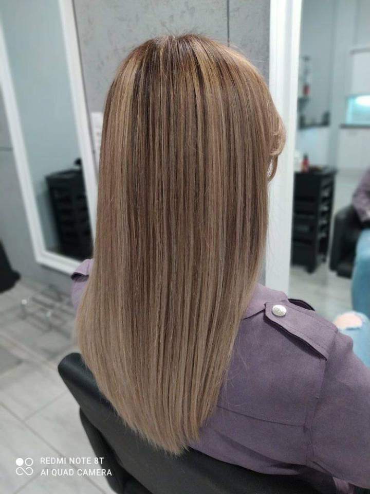 prostowanie włosów