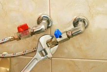 instalacje wodno-kanalizacyjne