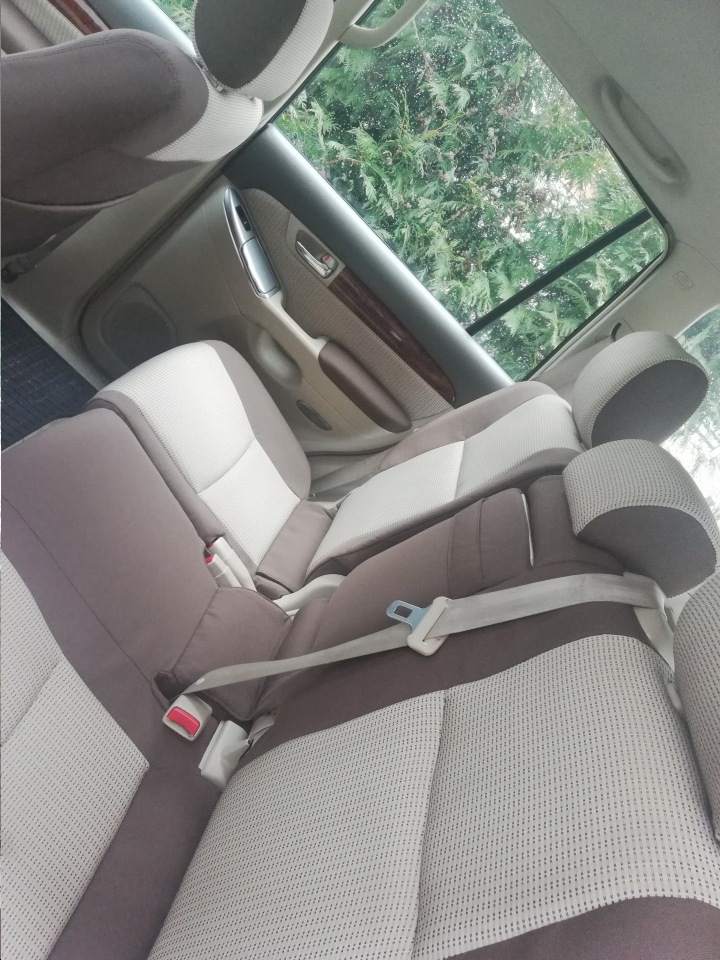 renowacja antyków, usługi tapicerskie, tapicerowanie mebli, tapicerowanie wnętrza pojazdu