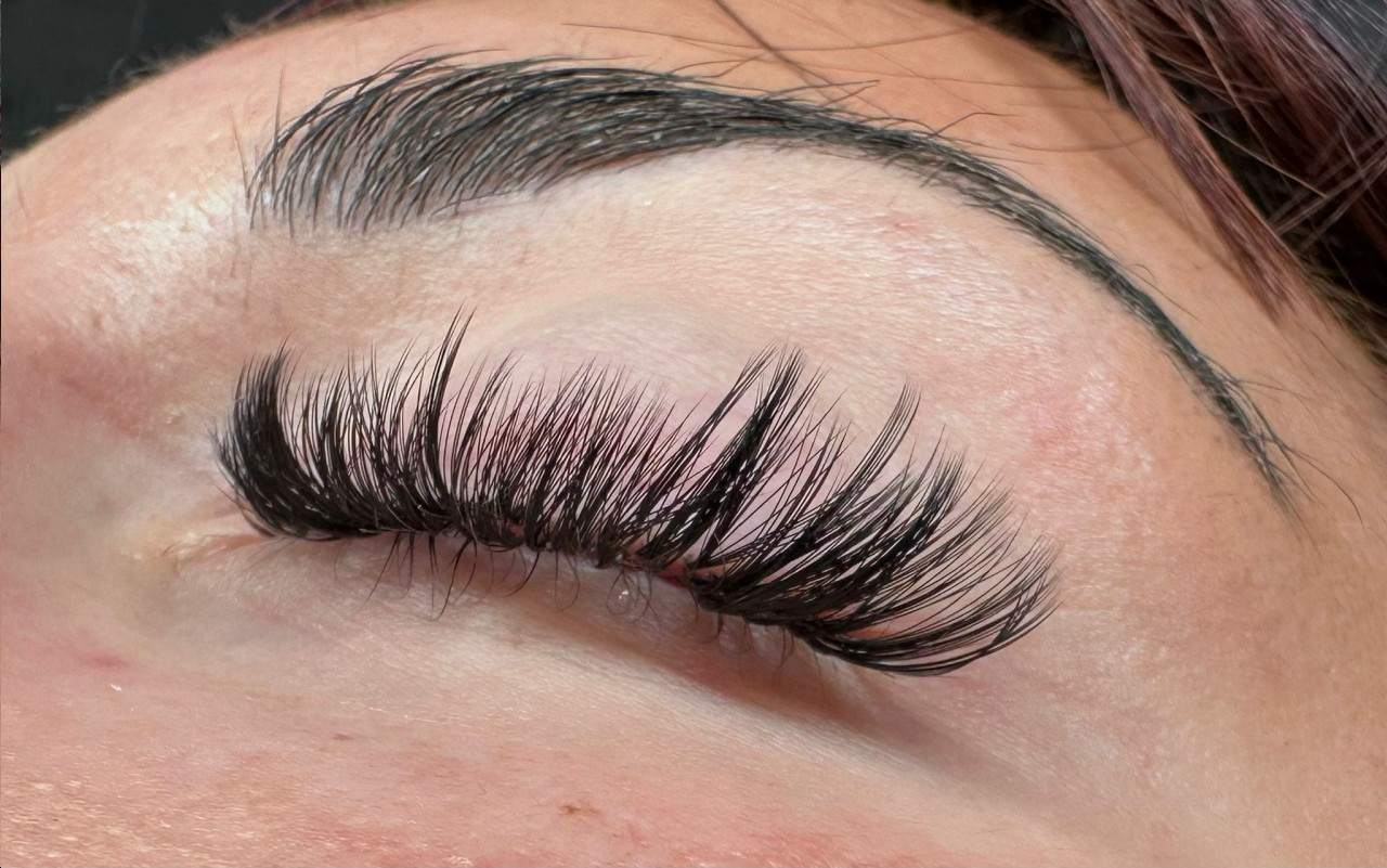 henna, przedłużanie rzęs