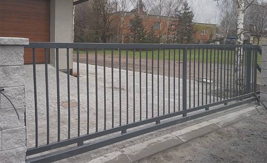 montaż ogrodzeń