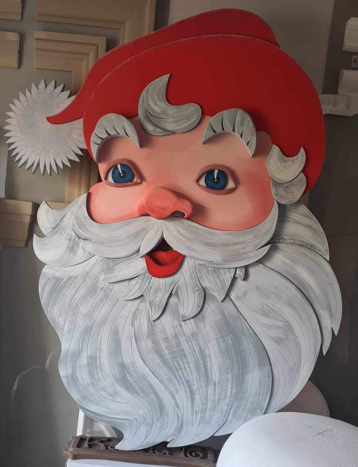 głowa Mikołaja ze styroduru 120 cm wysokości