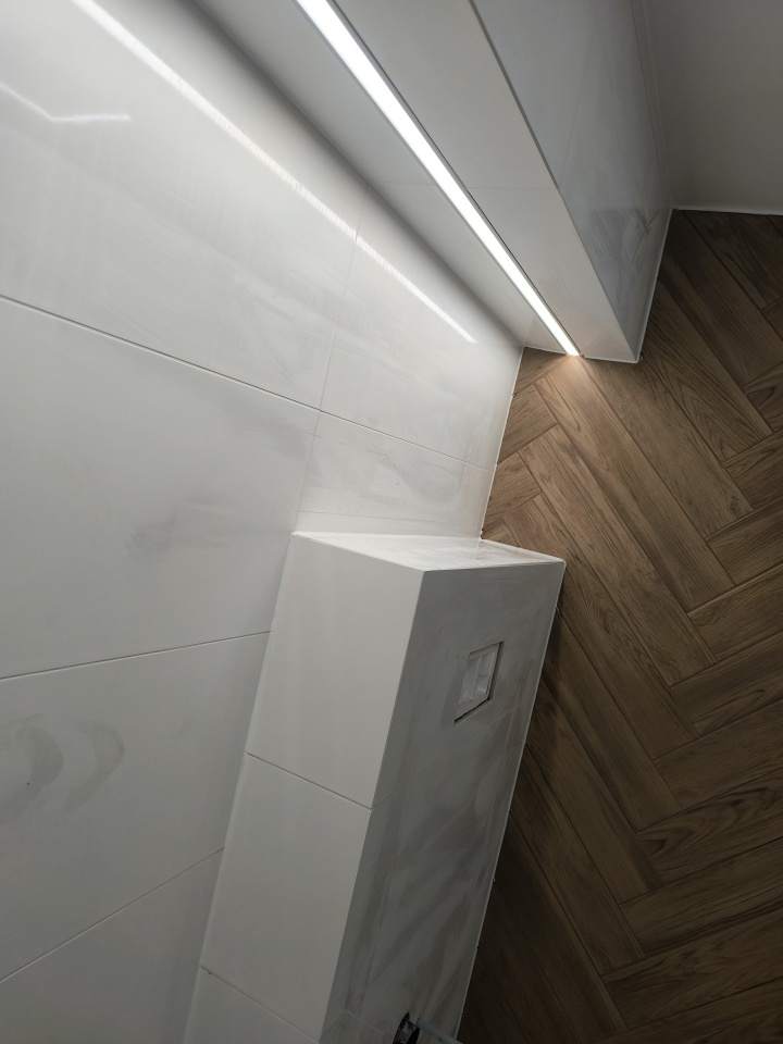 oświetlenie łazienkowe