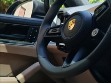 detailing wnętrza samochodu