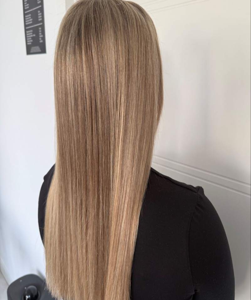 Glow Up Studio koloryzacja włosów