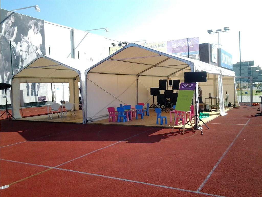 lekka hala namiotowa