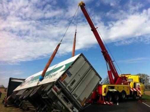 holowanie ciężarówek