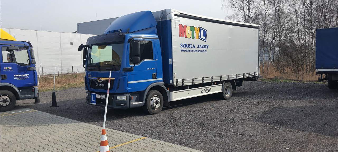 kursy na prawo jazdy kategoria C