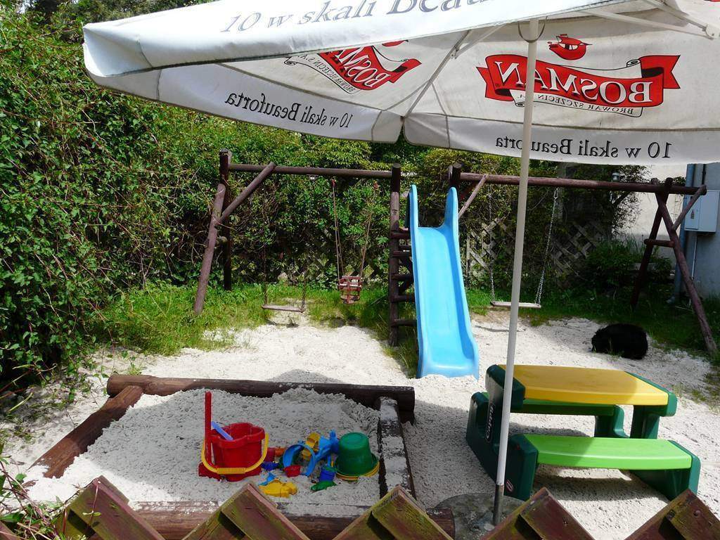 podwórko w domu wczasowym