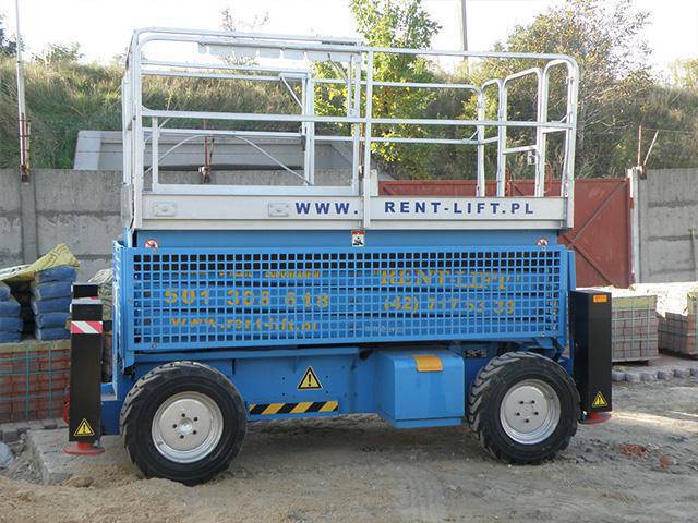 podnośnik nożycowy spalinowy