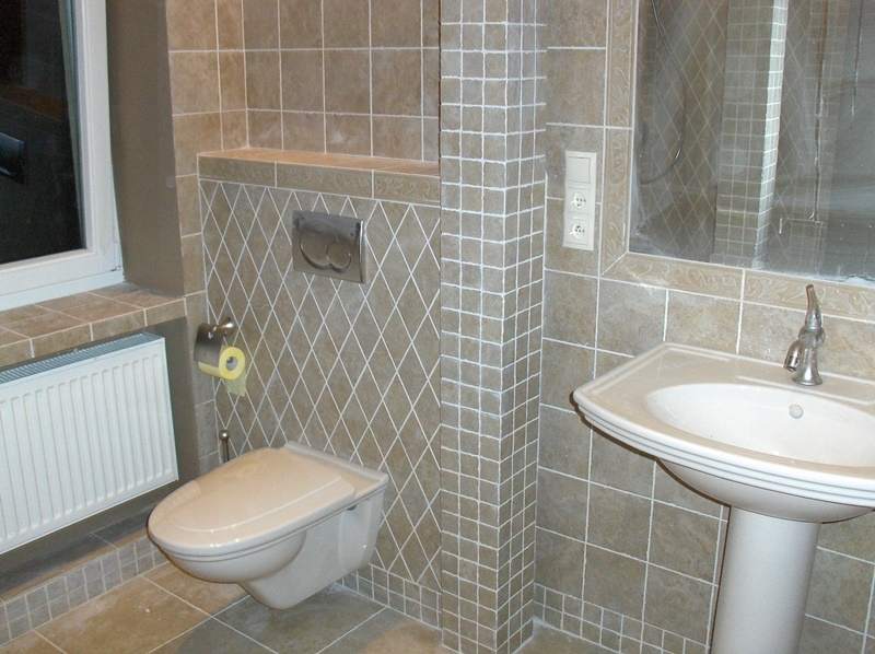 adaptacja wnętrz, remont wnętrz, tynkowanie, ściana działowa montaż, malowanie ścian