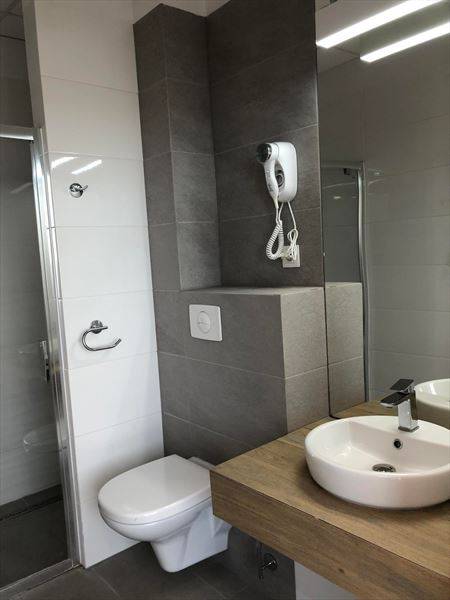 pokoje z łazienkami