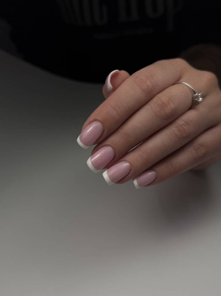 stylizacja paznokci, paznokcie żelowe, paznokcie hybrydowe