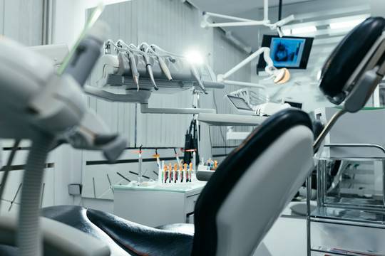 sprzęt stomatologiczny