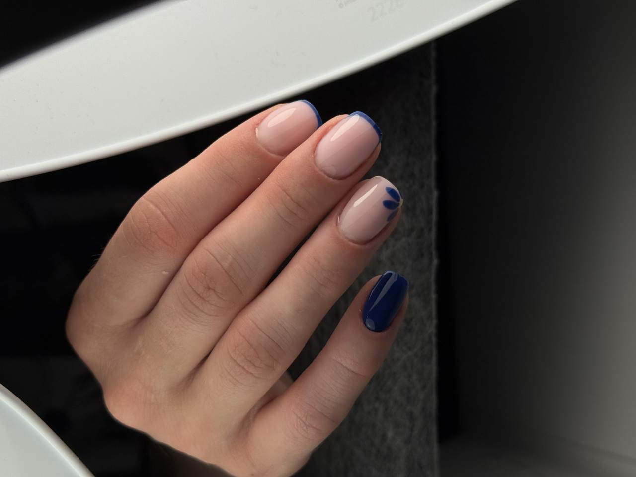 stylizacja paznokci, paznokcie żelowe, paznokcie hybrydowe