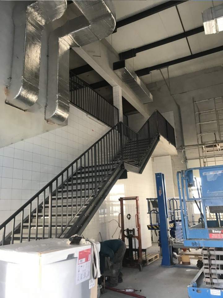 schody z balustradą