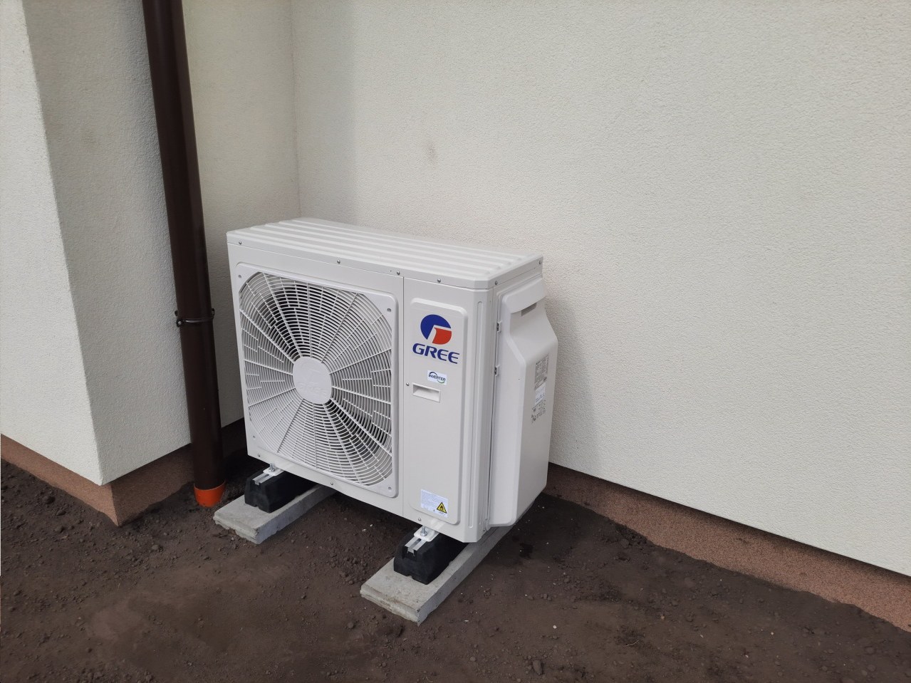 montaż klimatyzacji w domu