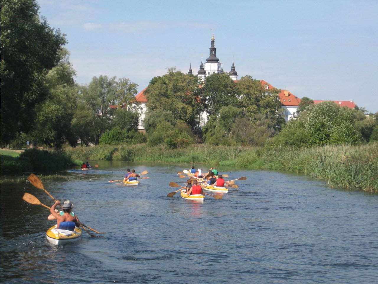 Wypożyczalnia Kajaków "ŻUCZEK"