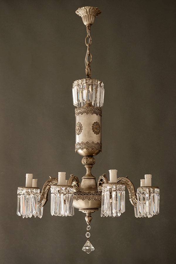 zabytkowe żyrandole