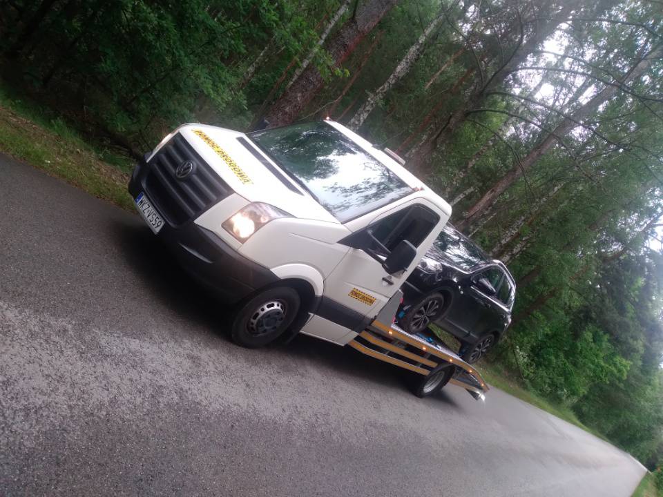 holowanie samochodów