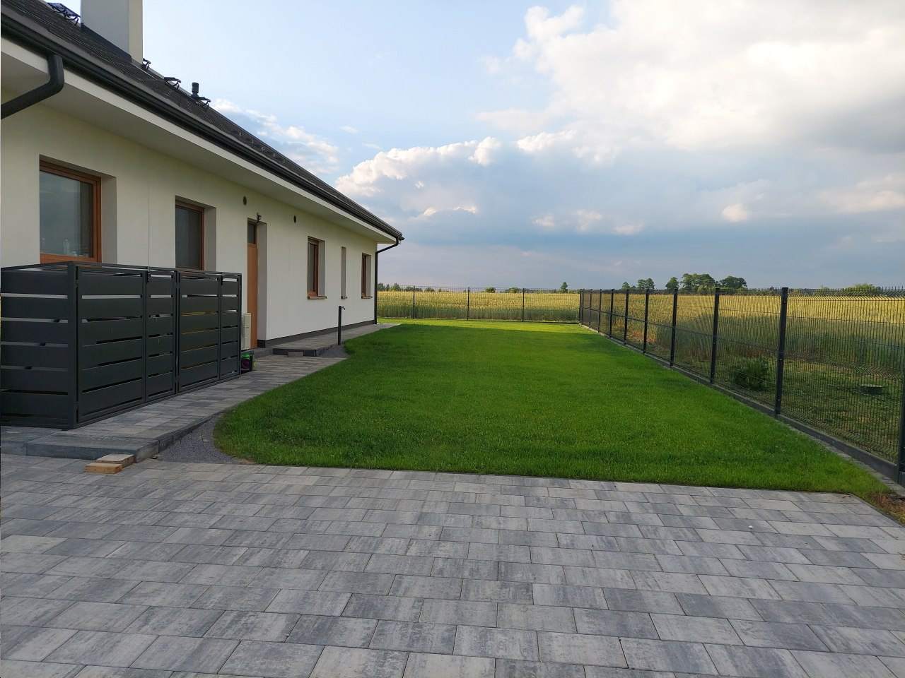 układanie trawników