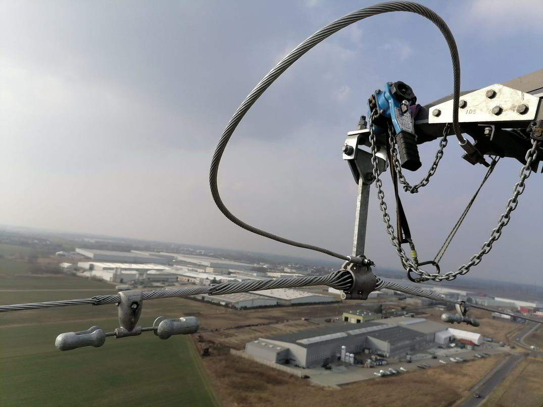 wysokie napięcia elektryczne