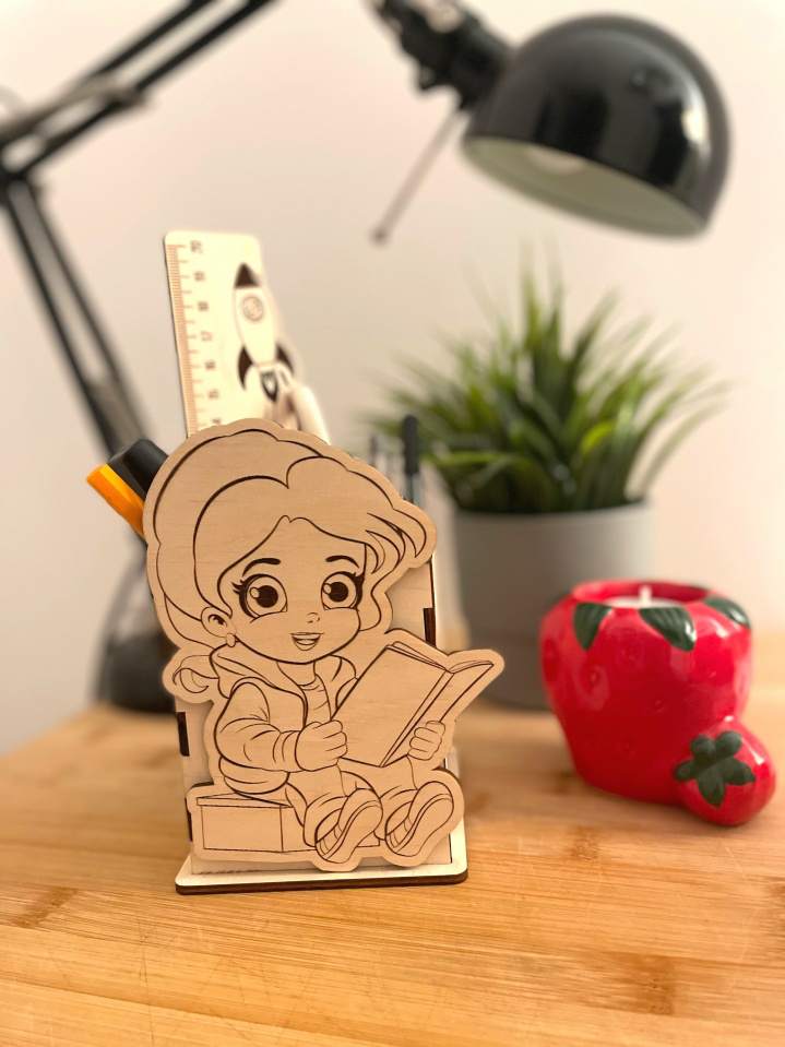 rękodzieło z drewna, sklejka grawerowana, wyroby artystyczne z drewna