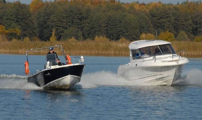 lps, jachty, łodzie, laminaty, łodzie motorowe, wyroby przemysłowe, jacht