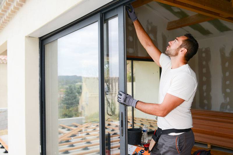 sprzedaż stolarki okiennej