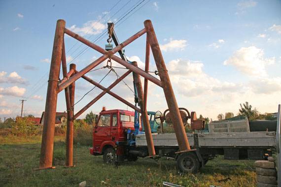 pomoc przy montażu konstrukcji