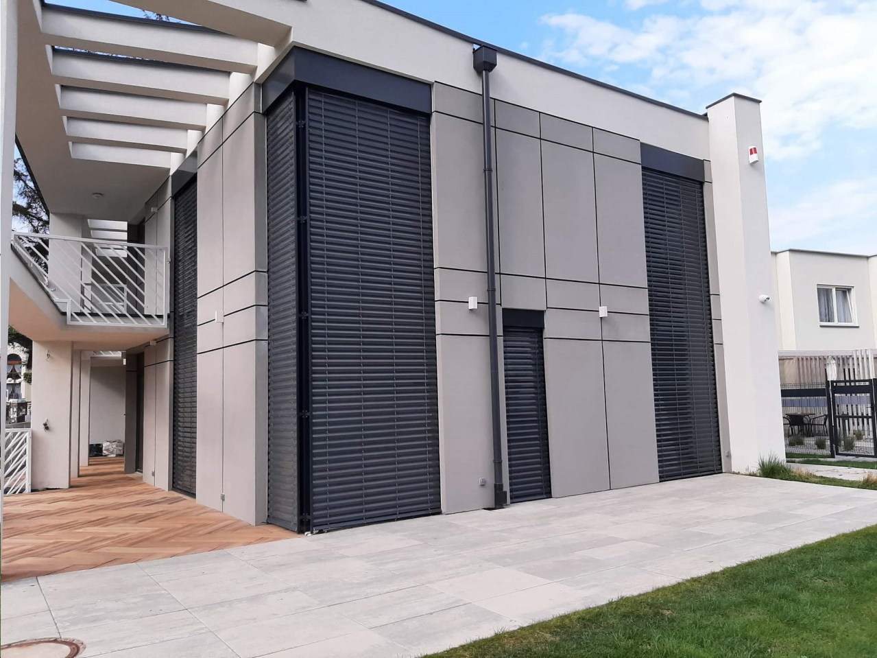 żaluzje, rolety, plisy, moskitiery