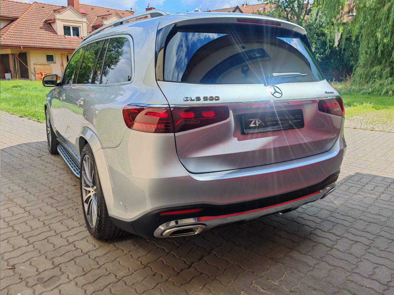 zabezpieczanie lakieru