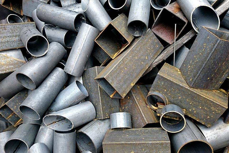 surowce wtórne, stal, ołów, brąz, nikiel, cyna, mosiądz, żeliwa, miedź, aluminium, makulatura