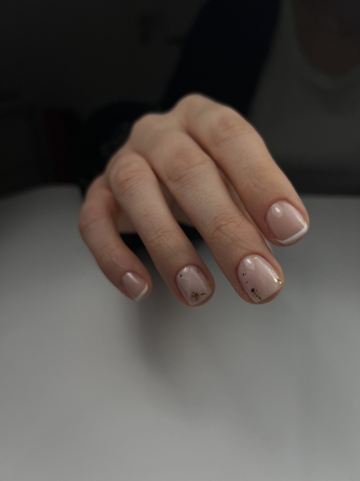 stylizacja paznokci, paznokcie żelowe, paznokcie hybrydowe