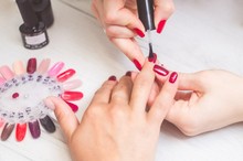 usługi manicure