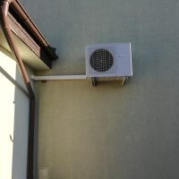 instalowanie klimatyzacji