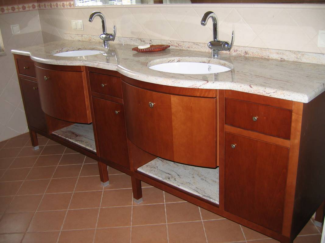 produkcja mebli łazienkowych na wymiar