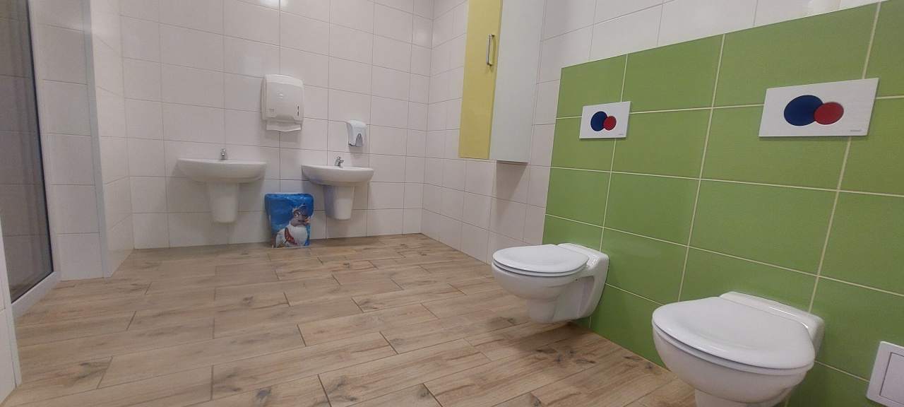 sprzątanie magazynów