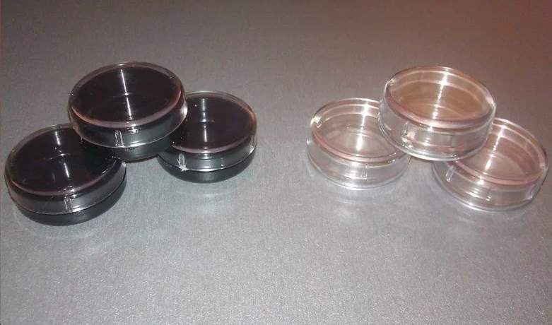 pojemniki na kosmetyki