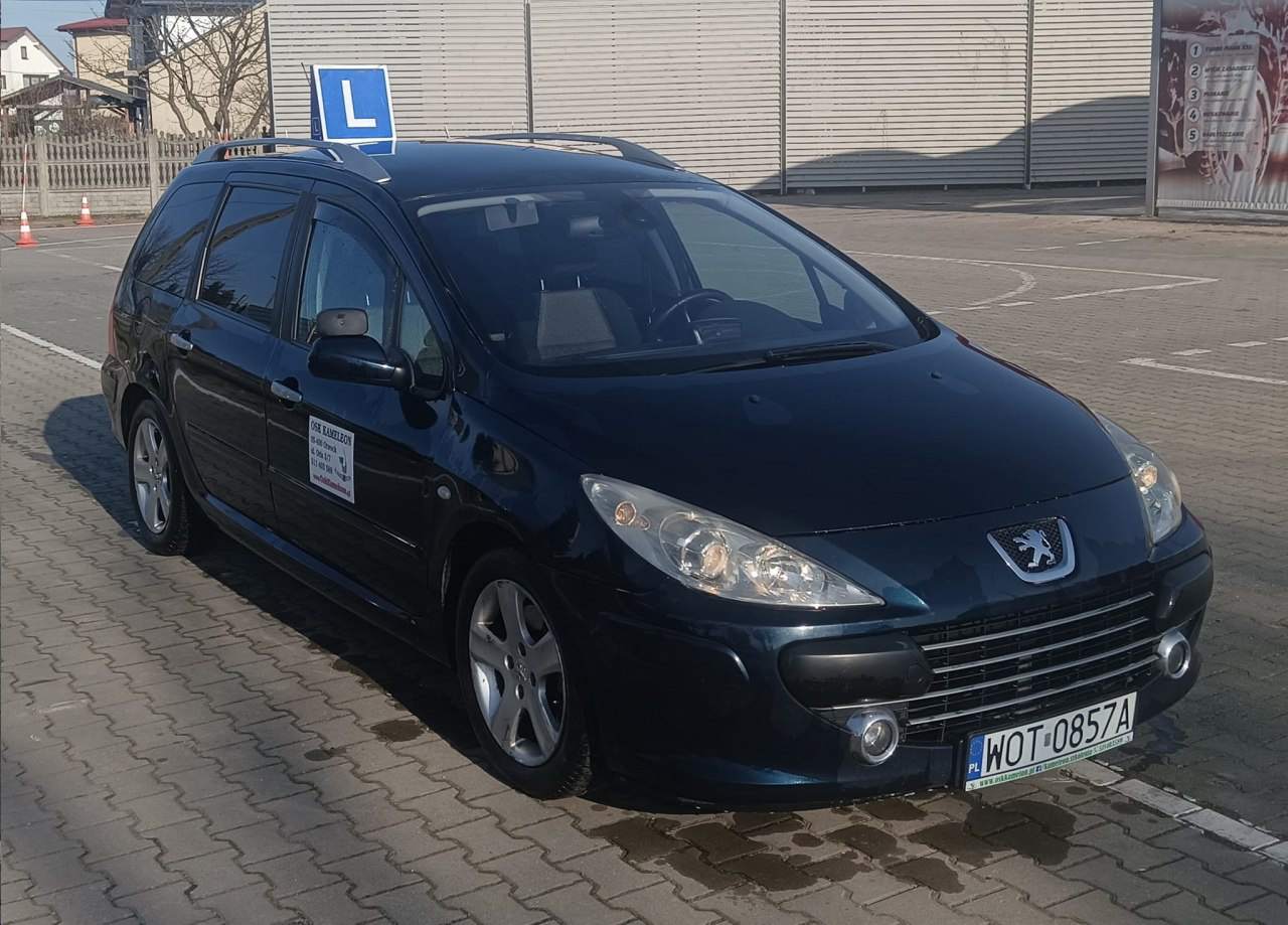 kurs na prawo jazdy samochodem z automatyczną skrzynią