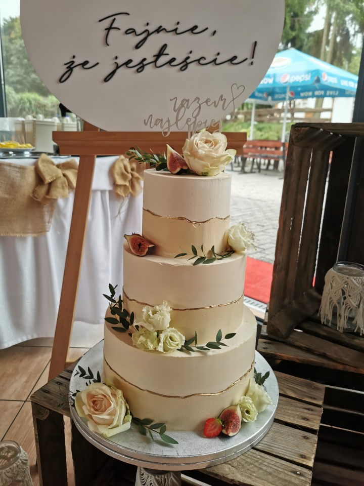 torty, babeczki, ciasta na zamówienie, wypieki artystyczne