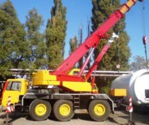 Usługi Dźwigowe i Przewóz Towarów, dźwigi i żurawie