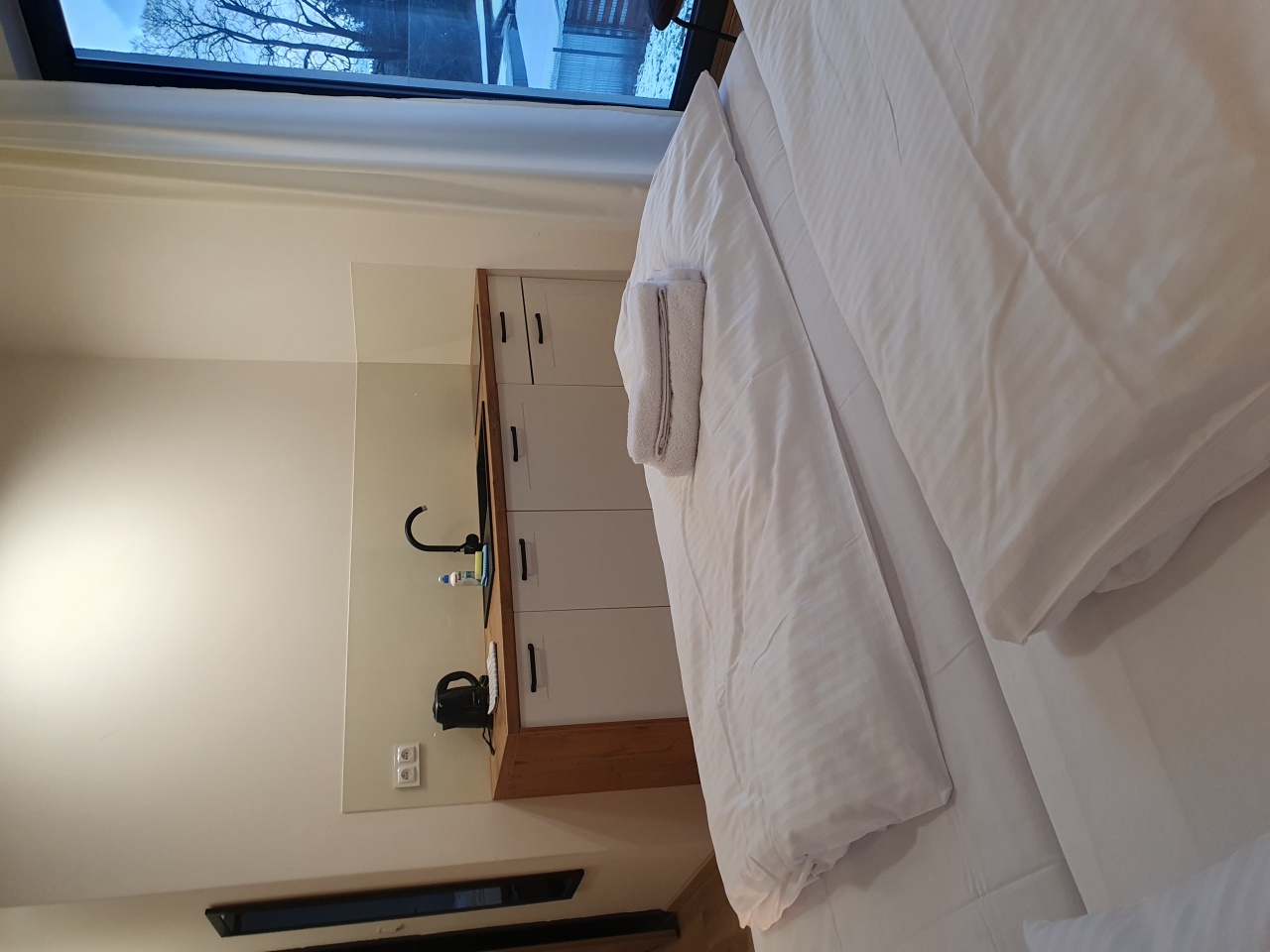 noclegi, pokoje do wynajęcia