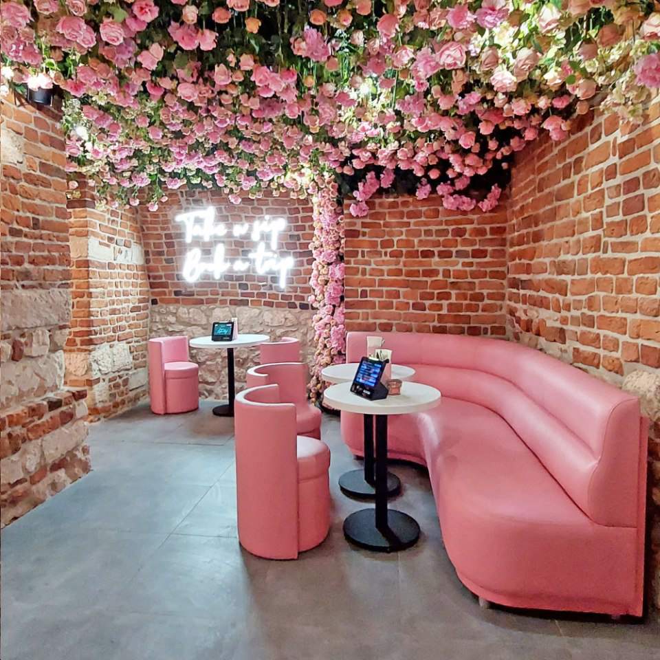 łóżka tapicerowane